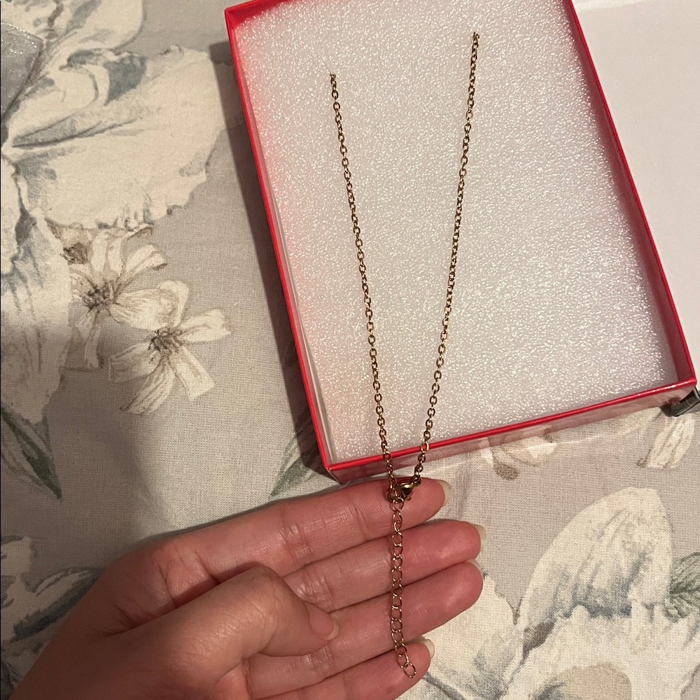 Anagram Necklace-NWOT - Picture 5 of 7